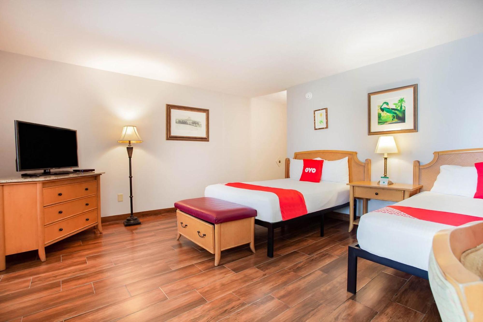 Oyo Waterfront Hotel- Cape Coral Fort Myers, Fl מראה חיצוני תמונה