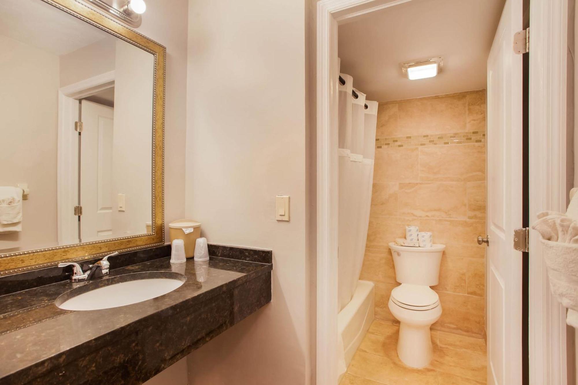 Oyo Waterfront Hotel- Cape Coral Fort Myers, Fl מראה חיצוני תמונה