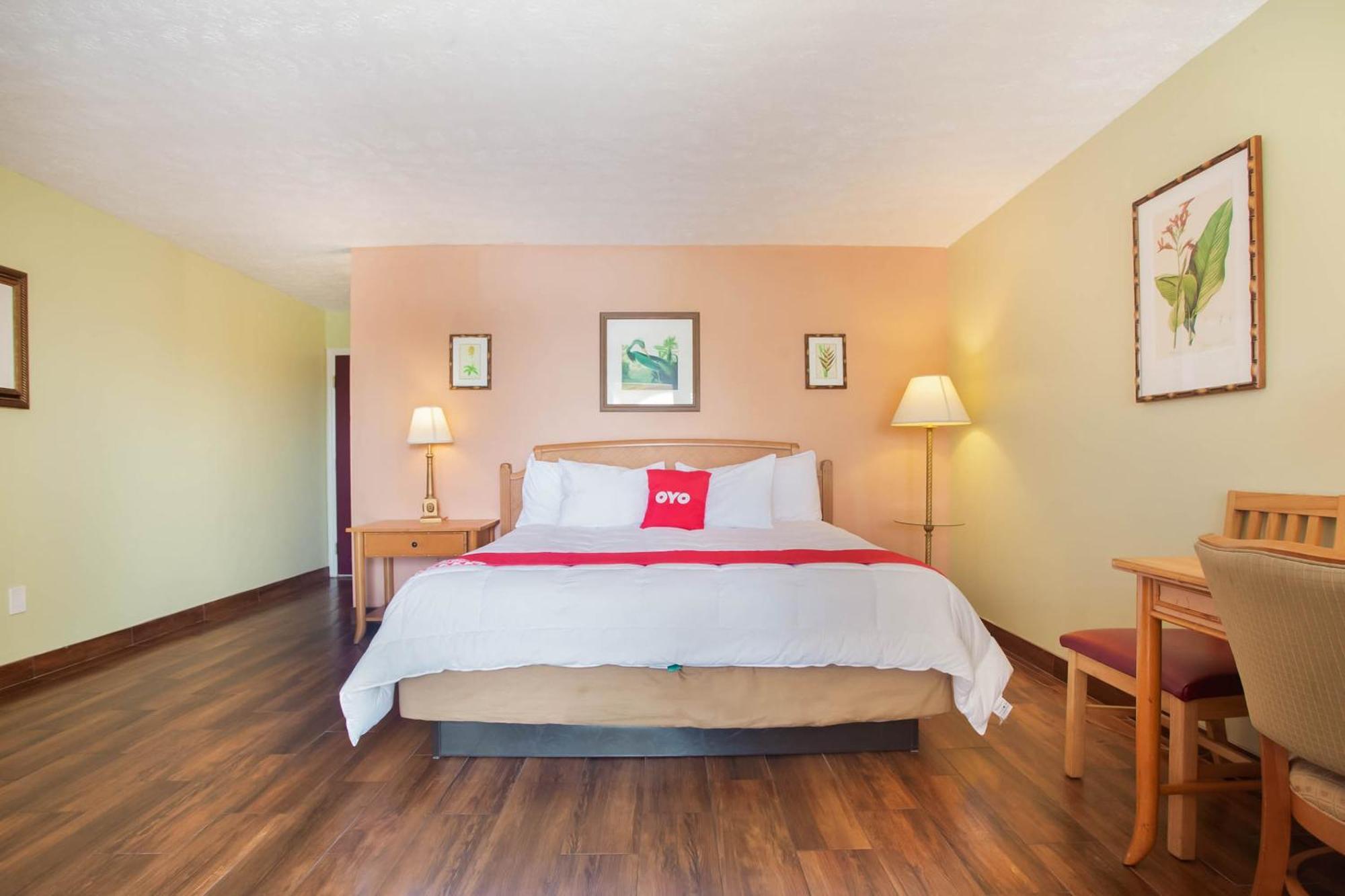 Oyo Waterfront Hotel- Cape Coral Fort Myers, Fl מראה חיצוני תמונה