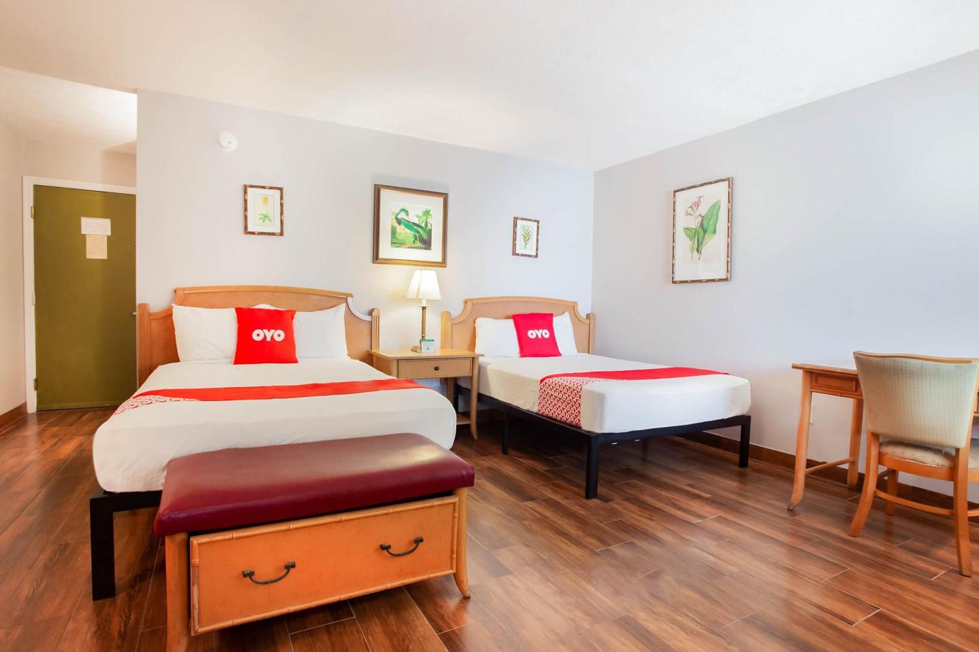Oyo Waterfront Hotel- Cape Coral Fort Myers, Fl מראה חיצוני תמונה