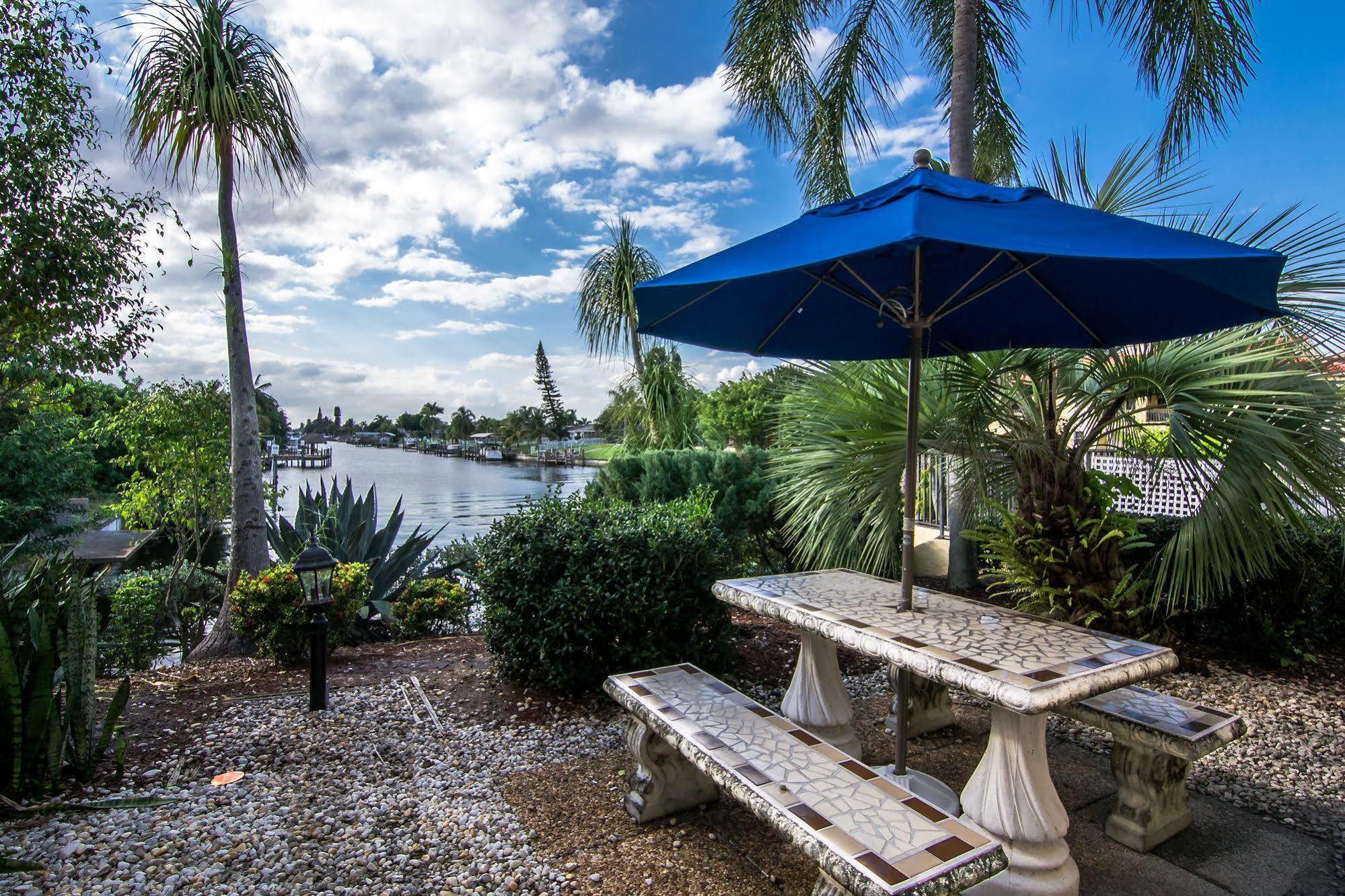 Oyo Waterfront Hotel- Cape Coral Fort Myers, Fl מראה חיצוני תמונה